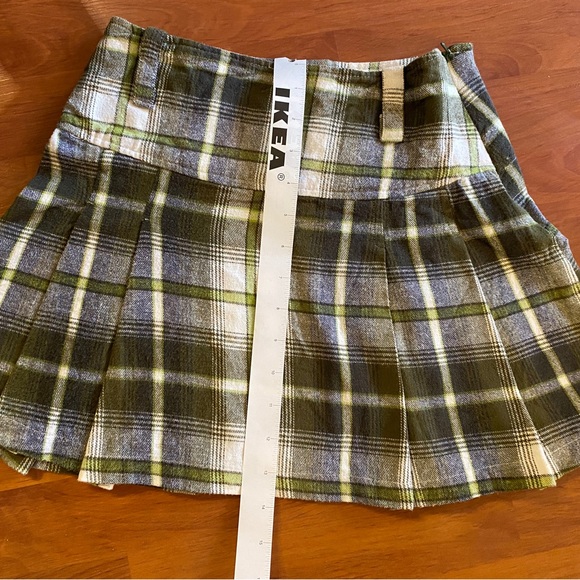 Wool Plaid skirt - Picture 3 of 3